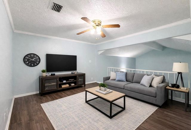 13175 Clarewood Drive, Houston, TX 77072