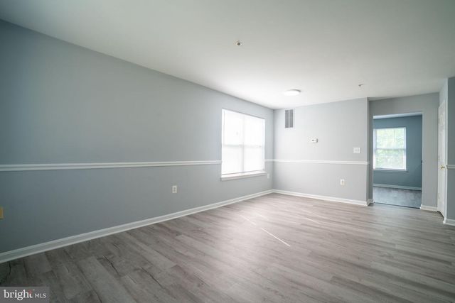 902 BLAKNEY LN SE, Washington, DC 20032