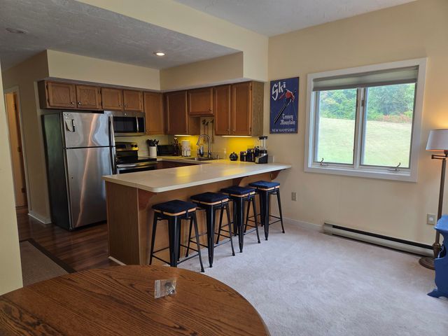 40 Davis Rd Unit J6, Plymouth, NH 03264