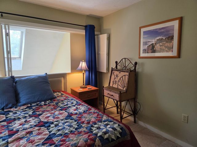 40 Davis Rd Unit J6, Plymouth, NH 03264
