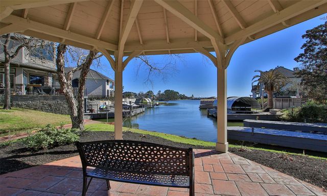 26 Winthrop Harbor Court, Montgomery, TX 77356
