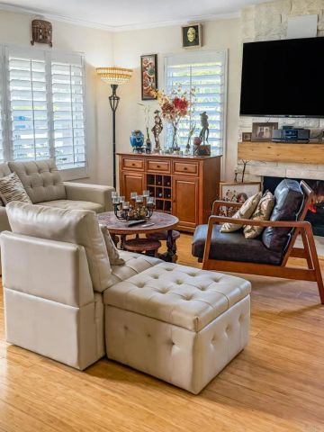 7975 Playmor Ter, San Diego, CA 92122