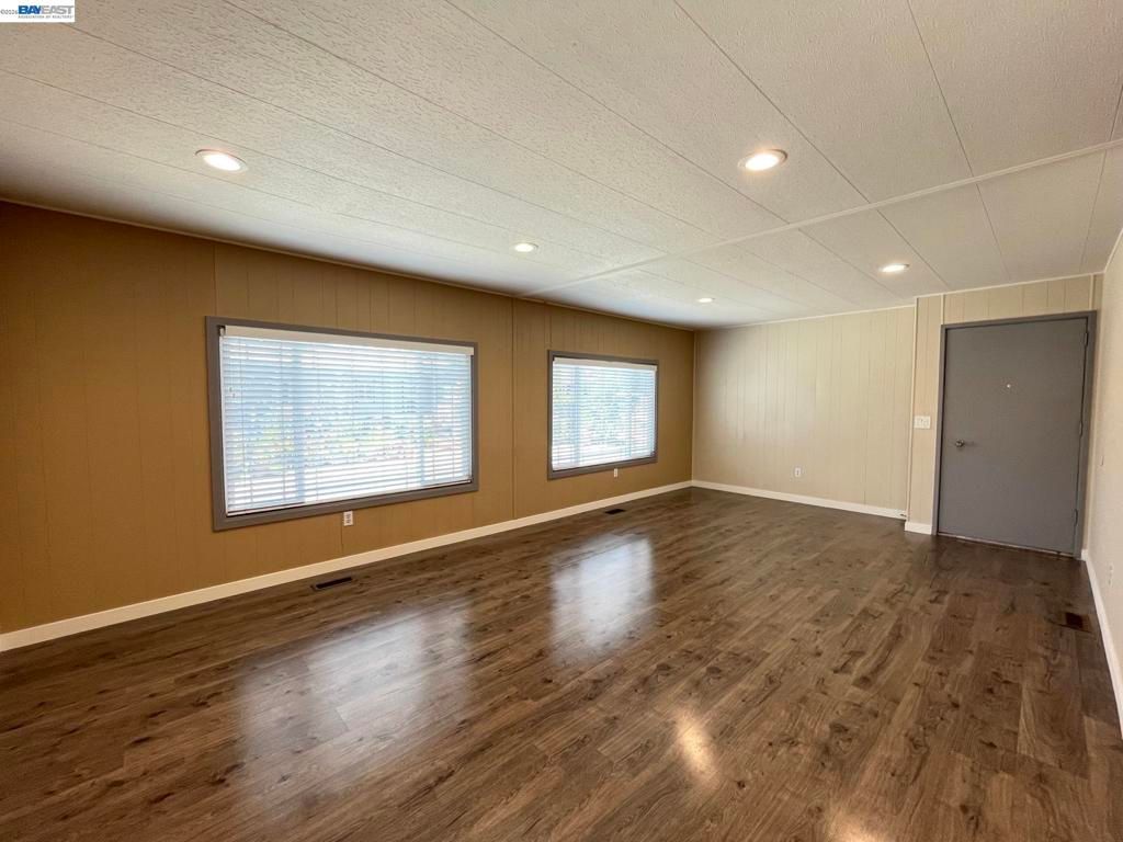 Image 2 of property listing at 28830 Granada Dr., Hayward, CA 94544