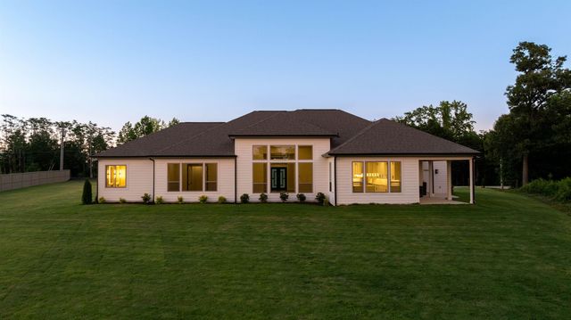 1730 Riveroak Road, Inman, SC 29349