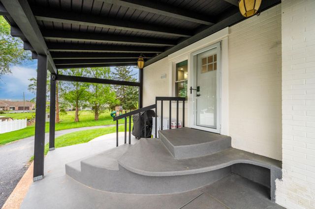 520 ELM ST, Denver, PA 17517