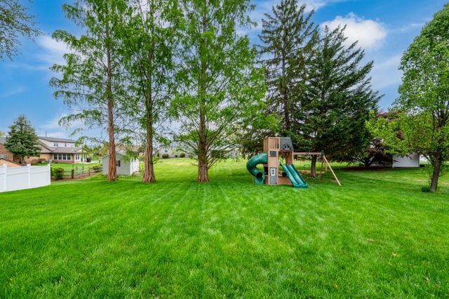520 ELM ST, Denver, PA 17517