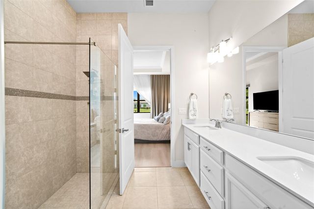 7636 N Blue Spring Drive 7636, Parkland, FL 33067