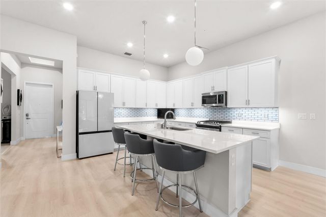 7636 N Blue Spring Drive 7636, Parkland, FL 33067