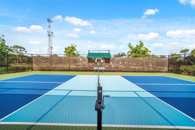 7636 N Blue Spring Drive 7636, Parkland, FL 33067