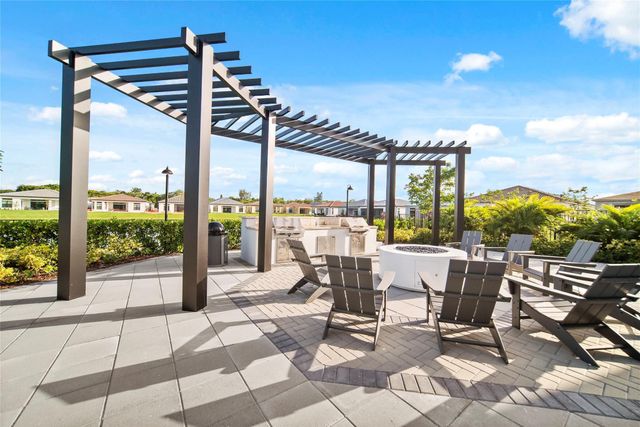 7636 N Blue Spring Drive 7636, Parkland, FL 33067