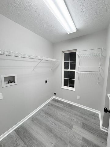 7450 Ridge Edge Court, B, Florence, KY 41042