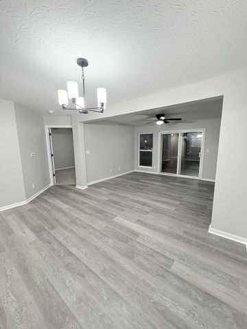 7450 Ridge Edge Court, B, Florence, KY 41042