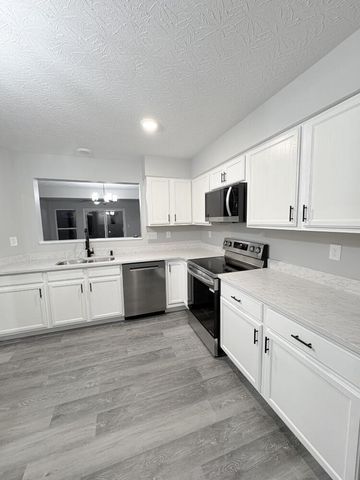 7450 Ridge Edge Court, B, Florence, KY 41042