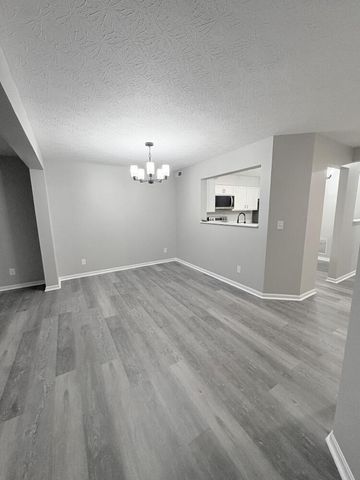 7450 Ridge Edge Court, B, Florence, KY 41042