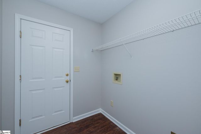 10 Fox Ridge Way, Taylors, SC 29687