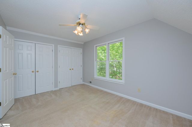 10 Fox Ridge Way, Taylors, SC 29687