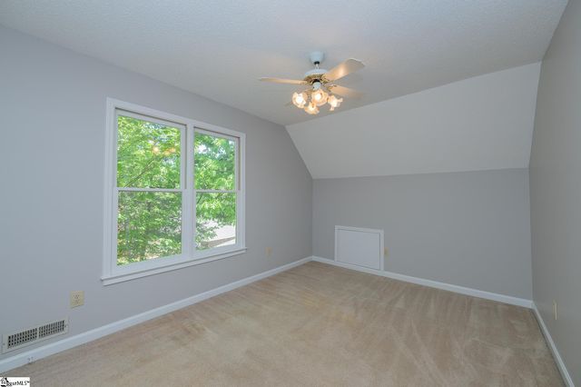 10 Fox Ridge Way, Taylors, SC 29687