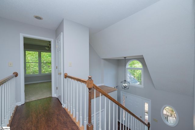 10 Fox Ridge Way, Taylors, SC 29687