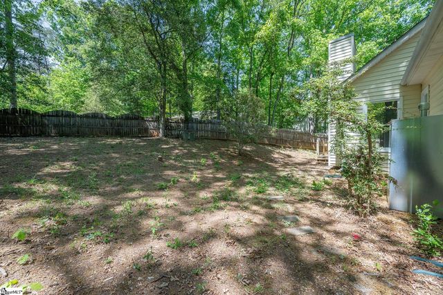 10 Fox Ridge Way, Taylors, SC 29687