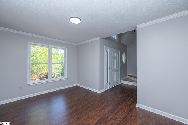 10 Fox Ridge Way, Taylors, SC 29687