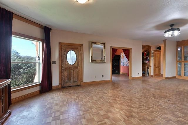 6808 Baldwin St, Valley Springs, CA 95252