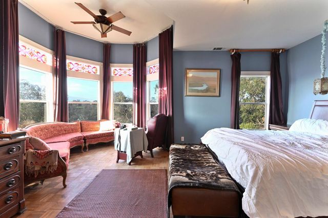 6808 Baldwin St, Valley Springs, CA 95252