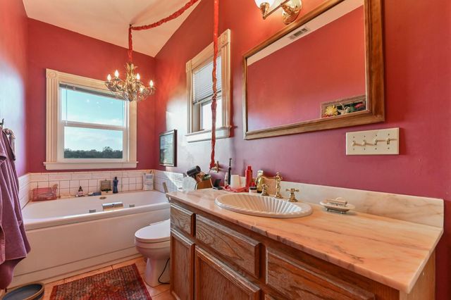 6808 Baldwin St, Valley Springs, CA 95252