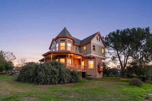 6808 Baldwin St, Valley Springs, CA 95252