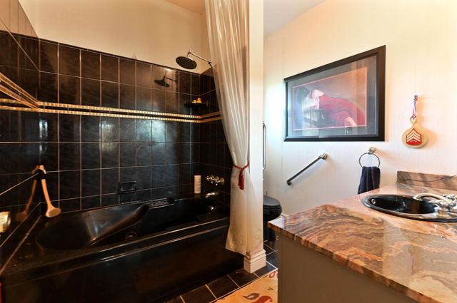 6808 Baldwin St, Valley Springs, CA 95252