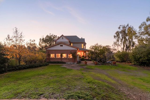 6808 Baldwin St, Valley Springs, CA 95252