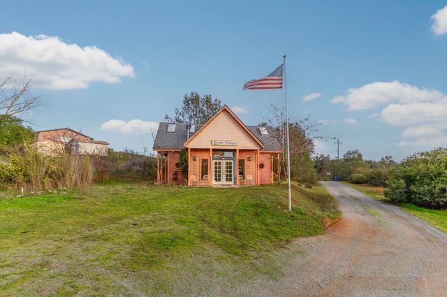 6808 Baldwin St, Valley Springs, CA 95252