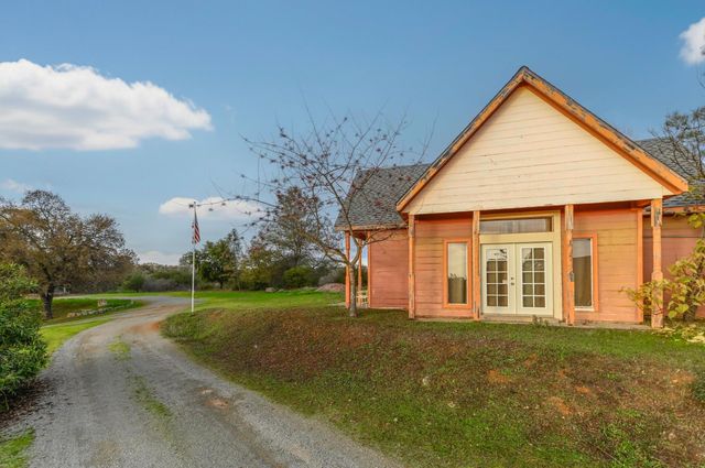 6808 Baldwin St, Valley Springs, CA 95252