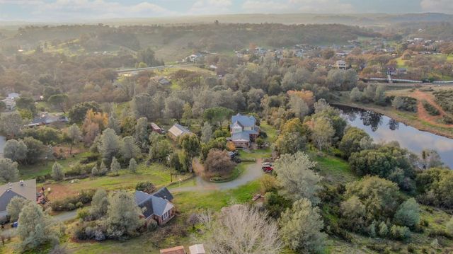 6808 Baldwin St, Valley Springs, CA 95252