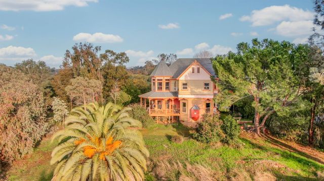 6808 Baldwin St, Valley Springs, CA 95252