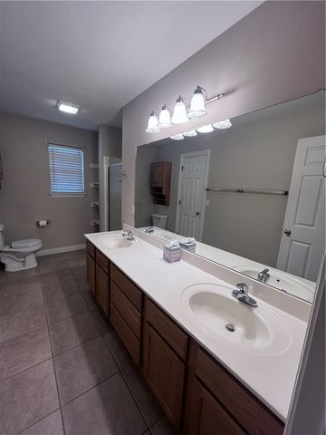 2060 Ravenwood B, Siloam Springs, AR 72761