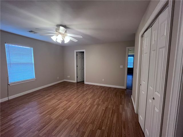 2060 Ravenwood B, Siloam Springs, AR 72761