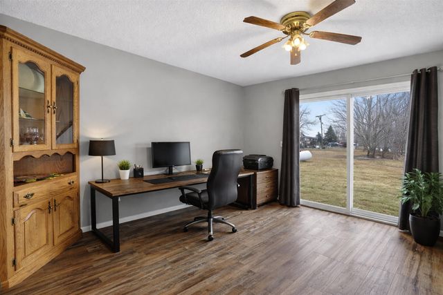 2442 N Mackinaw Road, Pinconning, MI 48650