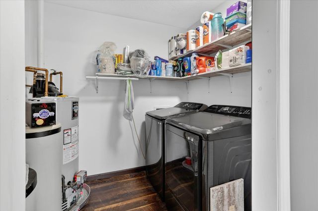 2442 N Mackinaw Road, Pinconning, MI 48650