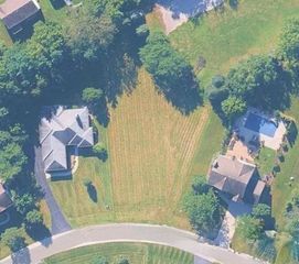 7125 Bannockburn Circle, Lakewood, IL 60014