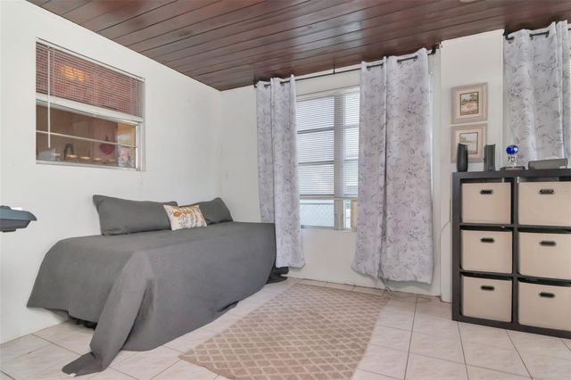 5834 MONTANA AVENUE, New Port Richey, FL 34652