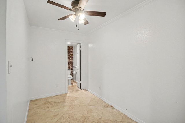 5801 Lumberdale Road 78, Houston, TX 77092