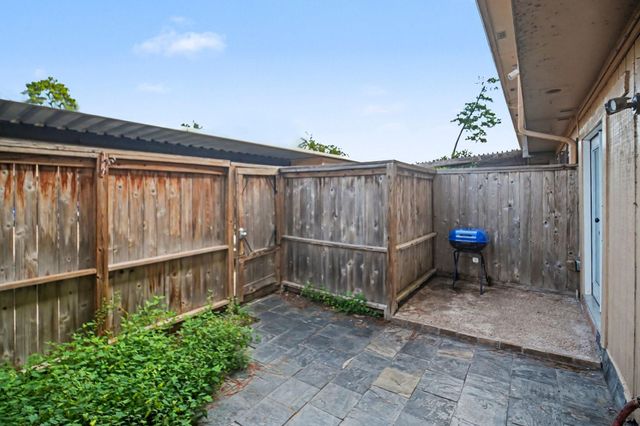 5801 Lumberdale Road 78, Houston, TX 77092