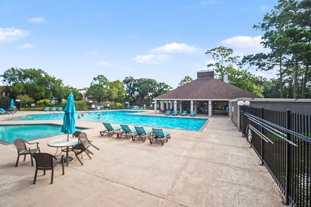 5801 Lumberdale Road 78, Houston, TX 77092