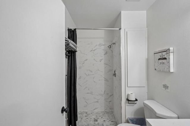 9021 Posada Way, Sacramento, CA 95826