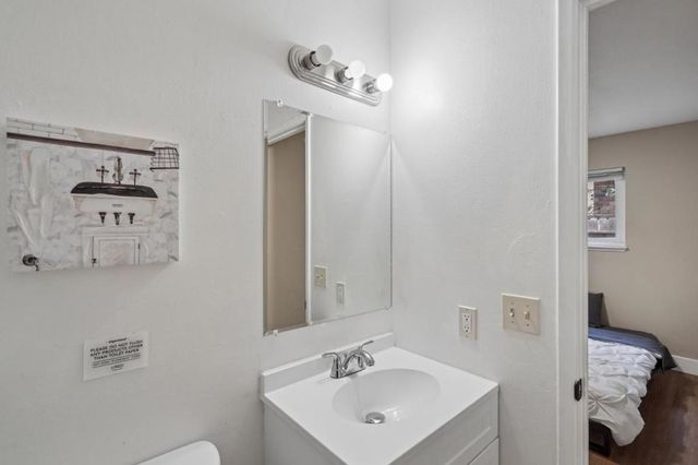 9021 Posada Way, Sacramento, CA 95826