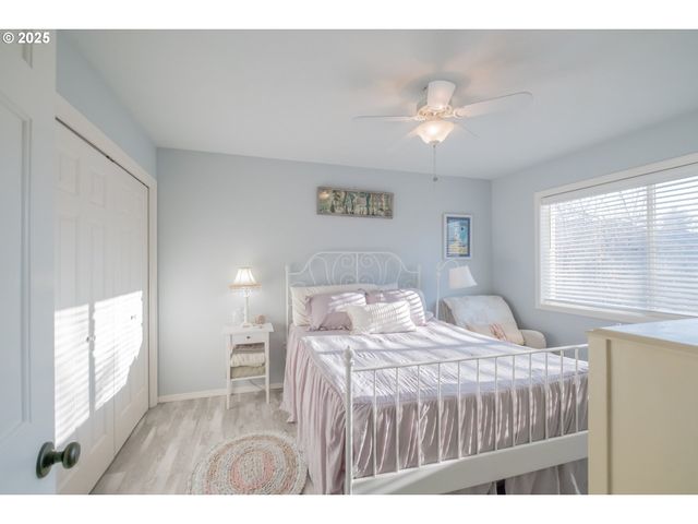 925 Scepter Ct, Salem, OR 97301