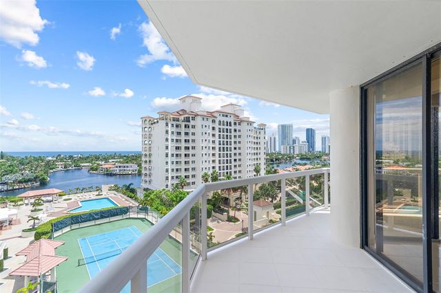 20185 E Country Club Drive 901, Aventura, FL 33180