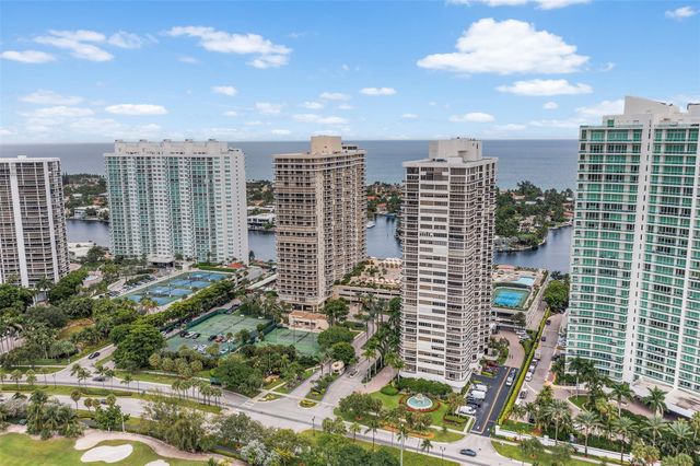 20185 E Country Club Drive 901, Aventura, FL 33180