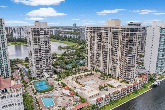 20185 E Country Club Drive 901, Aventura, FL 33180