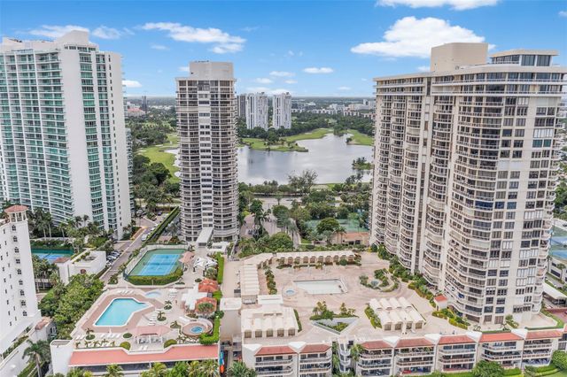 20185 E Country Club Drive 901, Aventura, FL 33180